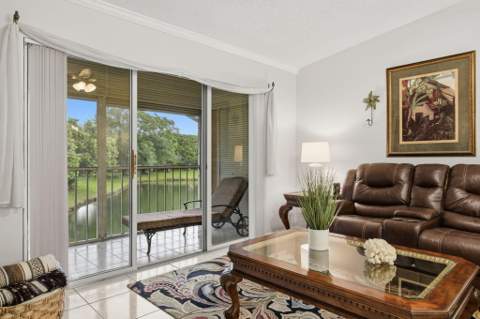 13811 Oneida Drive #F2, Delray Beach FL - photo 7 of 25