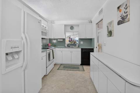 2898 SW 22nd Circle #231b, Delray Beach FL - photo 11 of 62