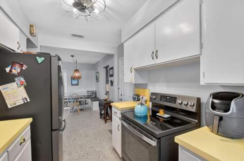338 Edmor Road, West Palm Beach FL - photo 8 of 28
