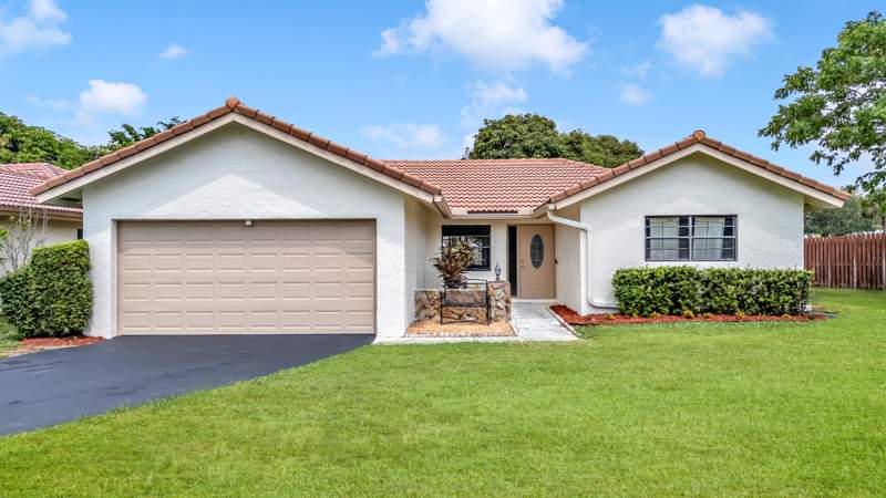 3 bedroom Single Family Residence at 1273 Spring Circle Drive, Spring Circle Villas, Coral Springs — photo 1