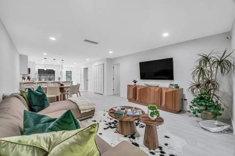 21362 Juego Circle #D, Boca Raton FL - photo 7 of 34