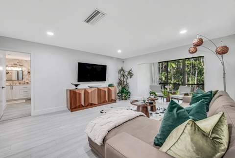 21362 Juego Circle #D, Boca Raton FL - photo 6 of 34