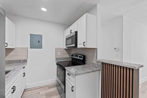 2029 Ardmore Road, West Palm Beach FL - photo 13 of 25