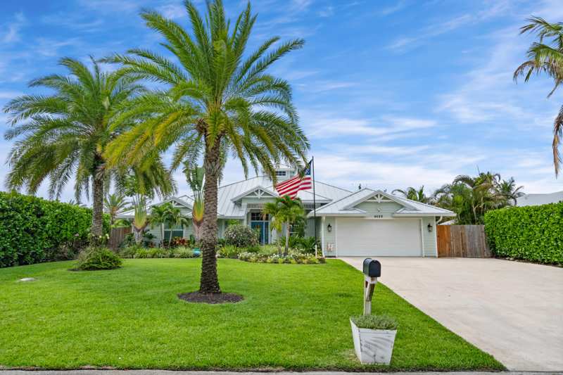 4 bedroom Single Family Residence at 4689 SE Glen Ridge Trail, Rocky Point, Stuart — photo 1