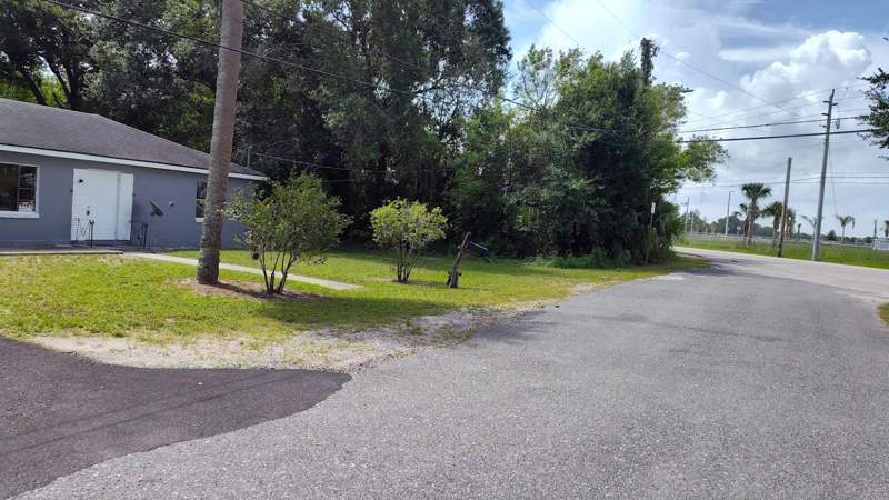 2 bedroom Single Family Residence at 1808 N 50th Street, Harmony Heights Subdivision, Fort Pierce — photo 2