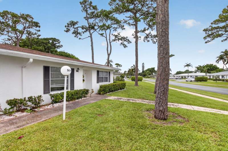2 bedroom Villa at 5284 Privet Place #D, BRIDGEVIEW CONDO, Delray Beach — photo 2