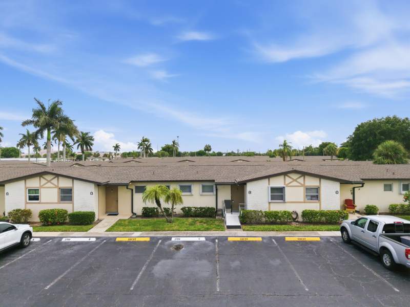 1 bedroom Villa at 2789 Ashley Drive #C, Cresthaven Villas 3 Condo, West Palm Beach — photo 2
