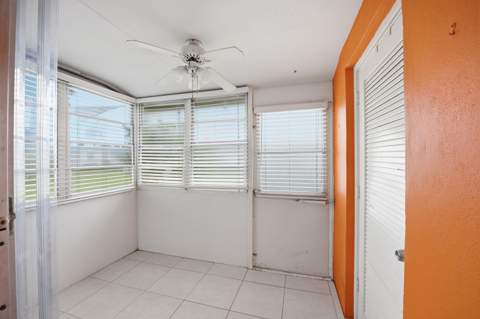 2789 Ashley Drive #C, West Palm Beach FL - photo 11 of 39