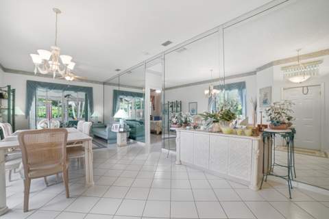 10216 Lombardy Drive, Tamarac FL - photo 7 of 46