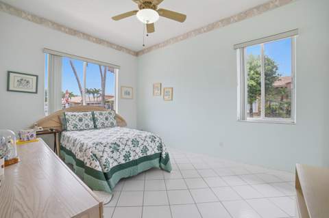 10216 Lombardy Drive, Tamarac FL - photo 16 of 46
