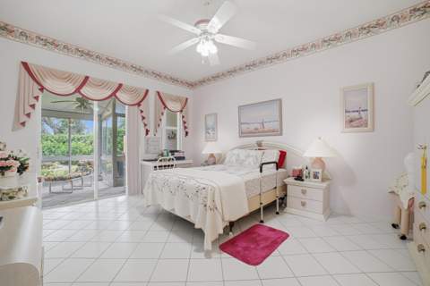 10216 Lombardy Drive, Tamarac FL - photo 18 of 46