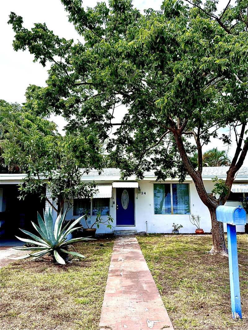 3 bedroom Single Family Residence at 24 SW 12th Street, North Hollywood, Dania Beach — photo 1