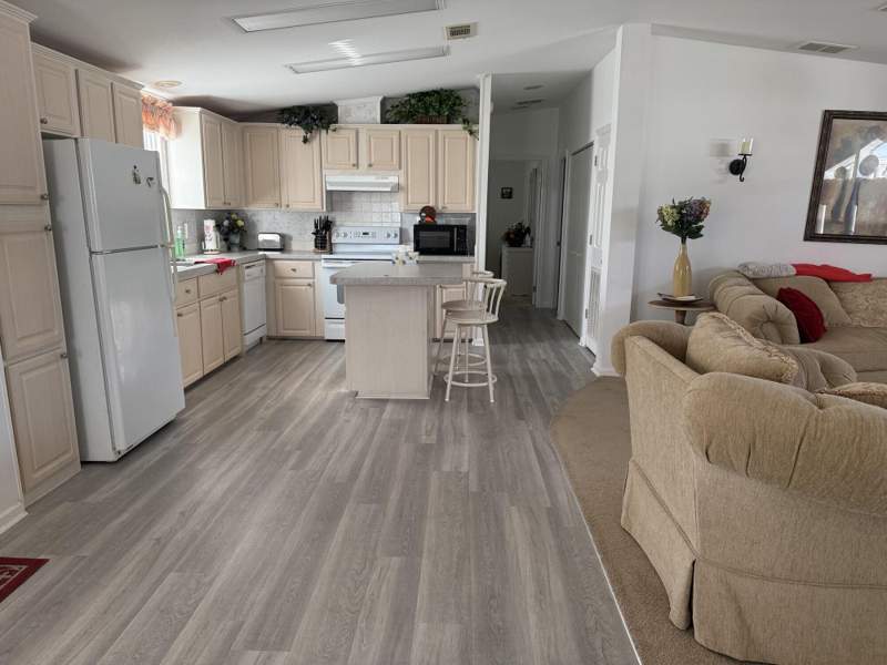 2 bedroom Manufactured Home at 6615 Spanish Lakes Boulevard, Spanish Lakes Fairways, Fort Pierce — photo 5