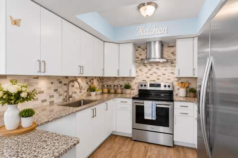 6139 Seven Springs Boulevard, Greenacres FL - photo 8 of 19