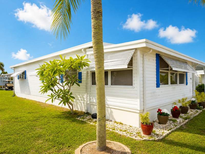 2 bedroom Mobile Home at 3500 S Kanner Highway #Lot 31, Riverland Mobile Home Park Unrec Co-Op, Stuart — photo 5