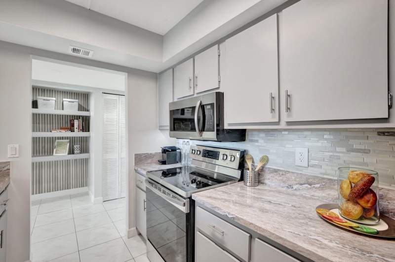 2 bedroom Condominium at 1101 River Reach Drive #415, River Reach Condominium III, Fort Lauderdale — photo 4