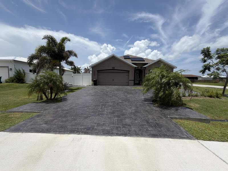 4 bedroom Single Family Residence at 103 SW Oakridge Drive, Port St Lucie Section 18, Port St. Lucie — photo 3