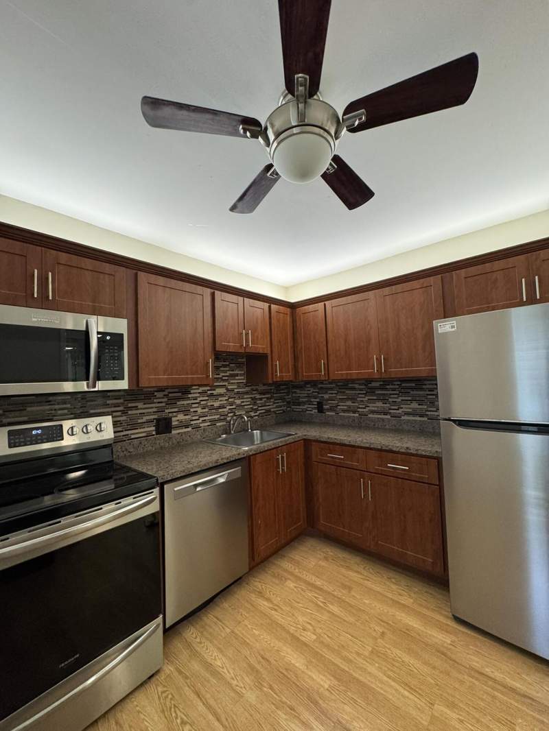 1 bedroom Condominium at 2650 S Course Drive #407, No 16 Palm-Aire Country Club, Pompano Beach — photo 4