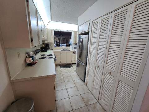 13383 Pineapple Palm Court #F, Delray Beach FL - photo 13 of 37