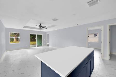2002 Avenue M, Fort Pierce FL - photo 9 of 32