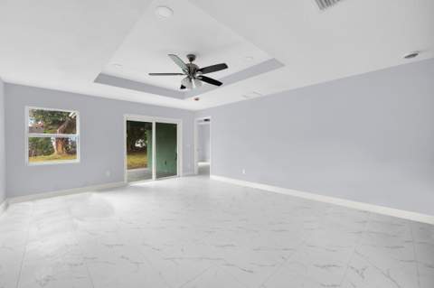 2002 Avenue M, Fort Pierce FL - photo 11 of 32
