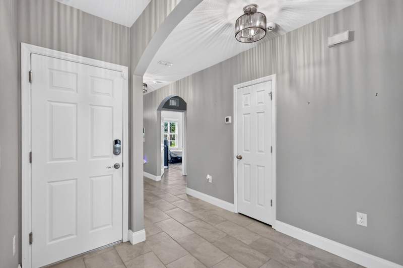 4 bedroom Single Family Residence at 8649 Cobblestone Drive, Creekside Plat No 1, Fort Pierce — photo 5