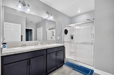 8649 Cobblestone Drive, Fort Pierce FL - photo 18 of 44