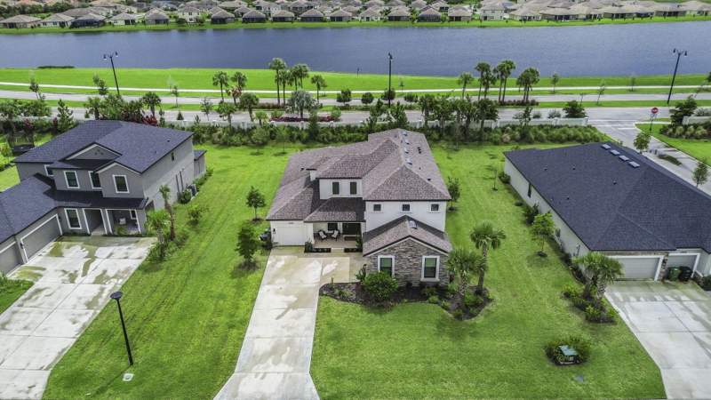 5 bedroom Single Family Residence at 12684 SW Marrita Alley, Esplanade At Tradition Estate Lots, Port St. Lucie — photo 2