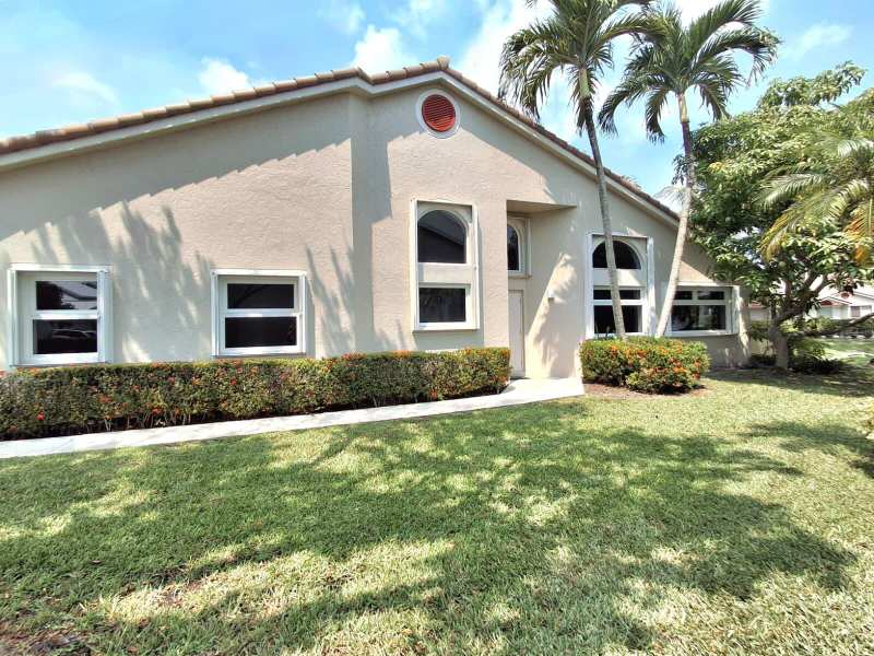 3 bedroom Villa at 7400 Pinewalk Drive, Holiday Springs Village, Margate — photo 1