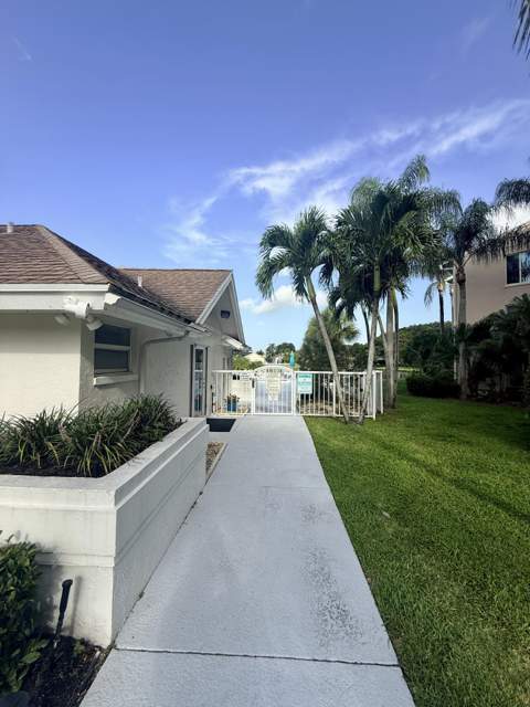 13811 Oneida Drive #F2, Delray Beach FL - photo 17 of 25