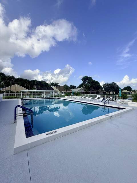 13811 Oneida Drive #F2, Delray Beach FL - photo 19 of 25