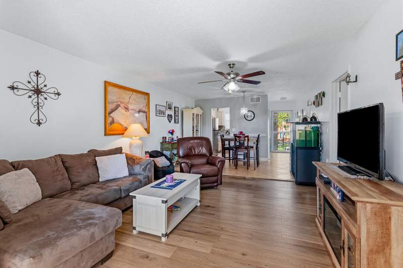 2 bedroom Condominium at 1975 SW Palm City Road #G, King Mountain Condo (Aka Monterey Yacht & Country, Stuart — photo 3