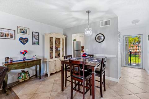 1975 SW Palm City Road #G, Stuart FL - photo 6 of 15