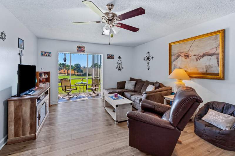 2 bedroom Condominium at 1975 SW Palm City Road #G, King Mountain Condo (Aka Monterey Yacht & Country, Stuart — photo 5