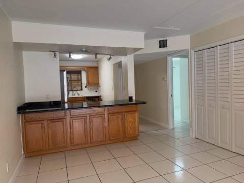 2977 Riverside Drive #202, Coral Springs FL - photo 6 of 25
