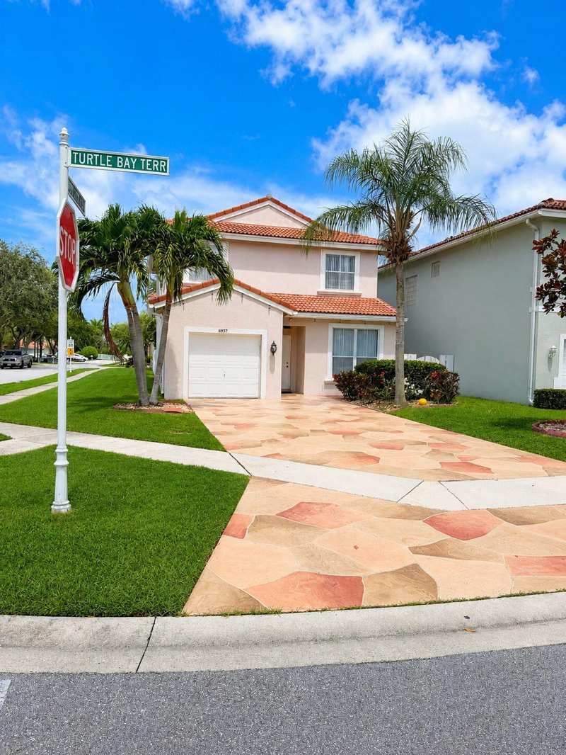 3 bedroom Single Family Residence at 6937 Turtle Bay Terrace, Winston Trails Par 11, Lake Worth — photo 1