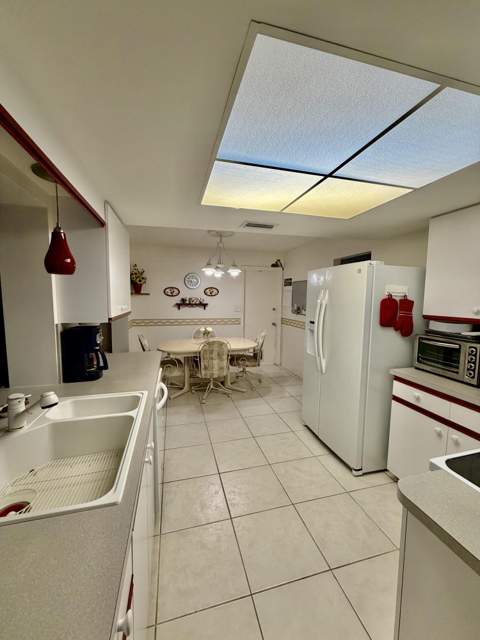 4927 NW 47th Terrace, Tamarac FL - photo 17 of 35