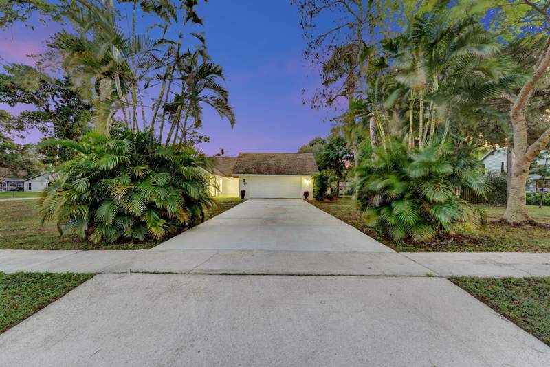 3 bedroom Single Family Residence at 225 Sulky Way, Pinewood East 2 Of Wellington, Wellington — photo 3