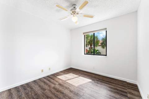 18 Vía De Casas Sur #205, Boynton Beach FL - photo 21 of 32