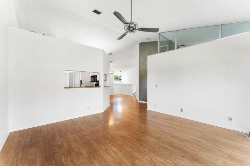 3 bedroom Condominium at 18 Vía De Casas Sur #205, South Lake Conds One, Boynton Beach — photo 5