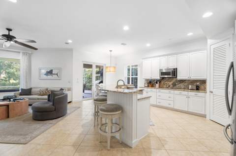 910 SW Palm Cove Drive, Palm City FL - photo 13 of 65