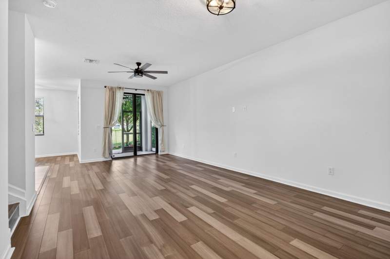 3 bedroom Single Family Residence at 325 NW 33rd Lane, Residences At Palm Aire, Pompano Beach — photo 5