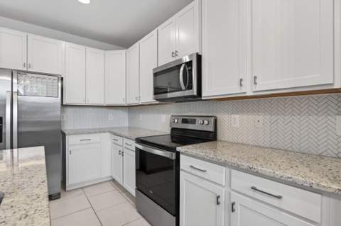 325 NW 33rd Lane, Pompano Beach FL - photo 13 of 68