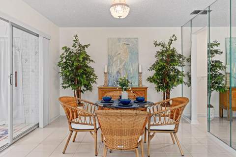 10098 S 40th Drive, Boynton Beach FL - photo 9 of 36