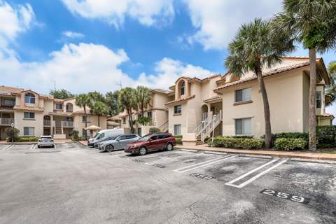 13111 Glenmoor Drive, West Palm Beach FL - photo 10 of 27