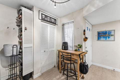 13111 Glenmoor Drive, West Palm Beach FL - photo 9 of 27