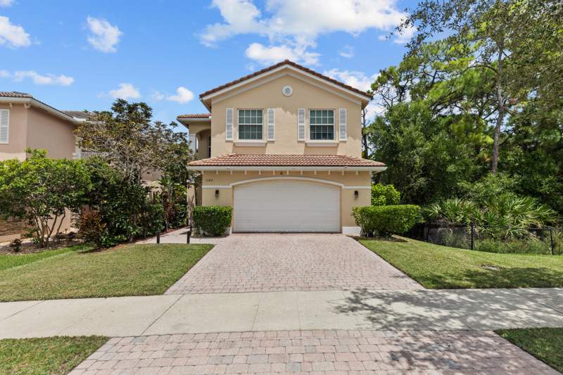 4 bedroom Single Family Residence at 1104 NW Leonardo Circle, Vizcaya Falls Plat 1 — photo 3