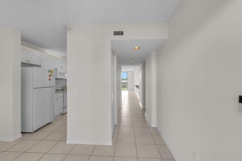 2 bedroom Condominium at 7763 Southampton Terrace #405, Southampton Condominium I, Tamarac — photo 4