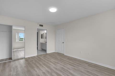 7763 Southampton Terrace #405, Tamarac FL - photo 20 of 40