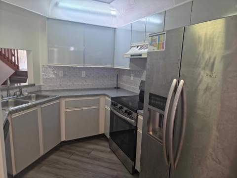 8953 W Sunrise Boulevard #8953, Plantation FL - photo 6 of 13